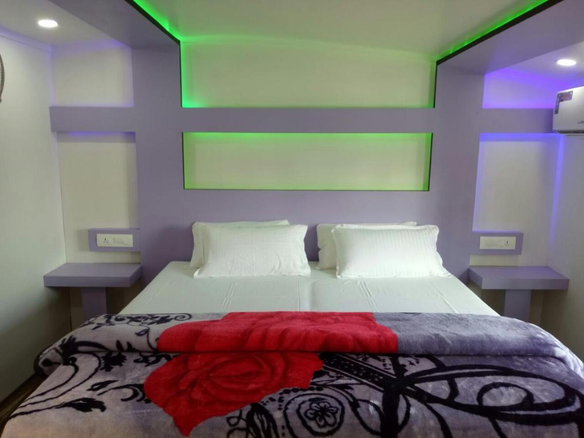 Marari Houseboat Hotel Mararikulam Kültér fotó